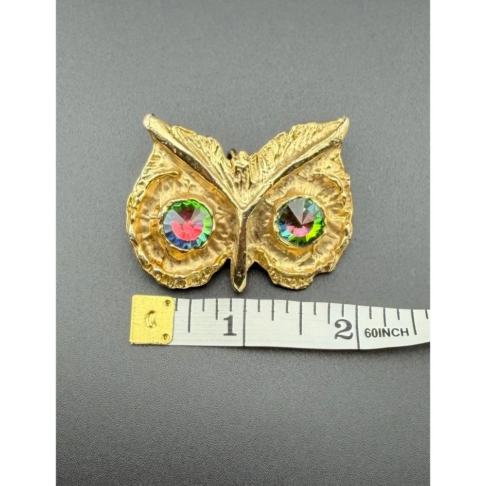 Vintage Owl‎ Face Pendant Gold Tone Aurora Borealis Rhinestone Eyes Craft READ
